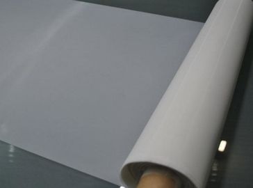 中国 白の100%の単繊維140T -スクリーンの印刷のための34ポリエステル スクリーンの印刷の網 サプライヤー