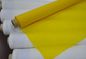 Tシャツ/織物、黄色い色のための55本の糸ポリエステル印刷の網77T サプライヤー